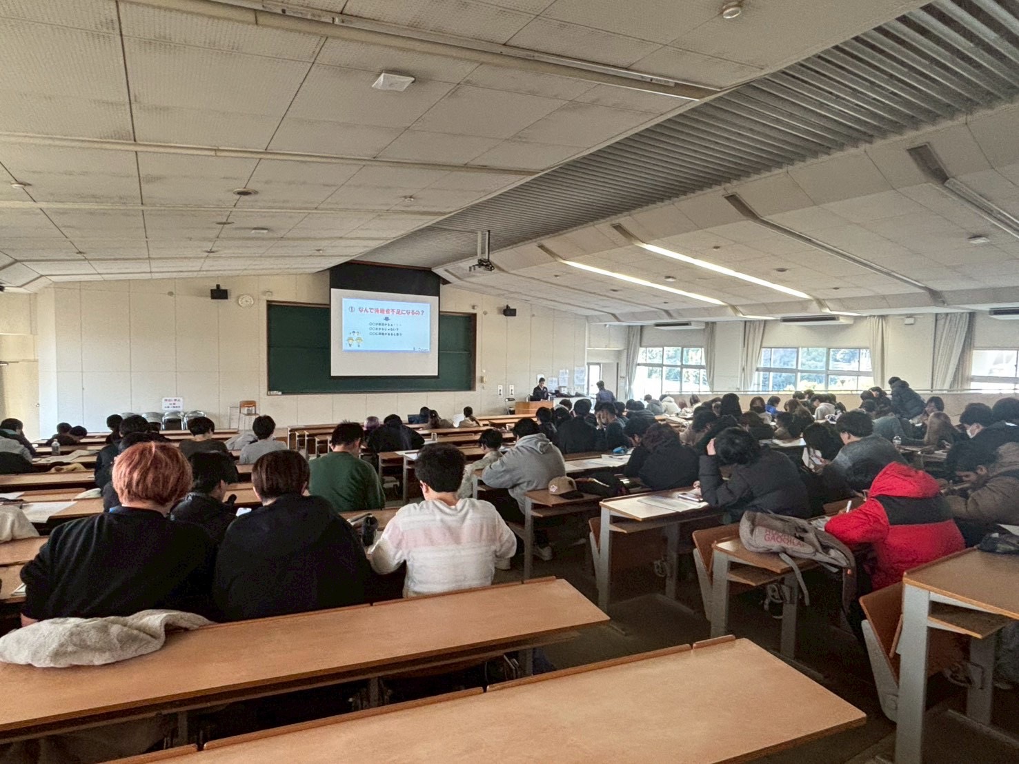 農業の人手不足の解決策を考えよう